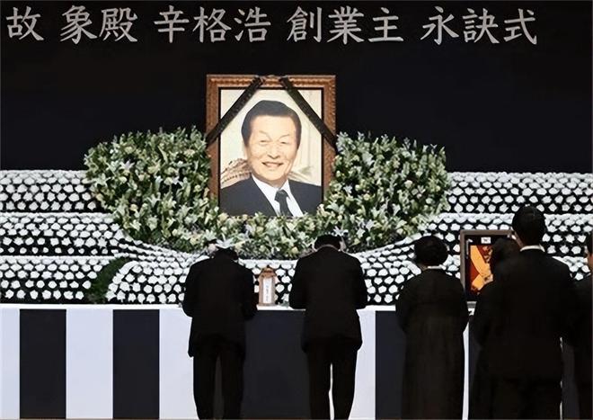 ”同一女星亲兄弟为财权内斗互撕韩国财阀家族丑闻：父子“共享(图7)
