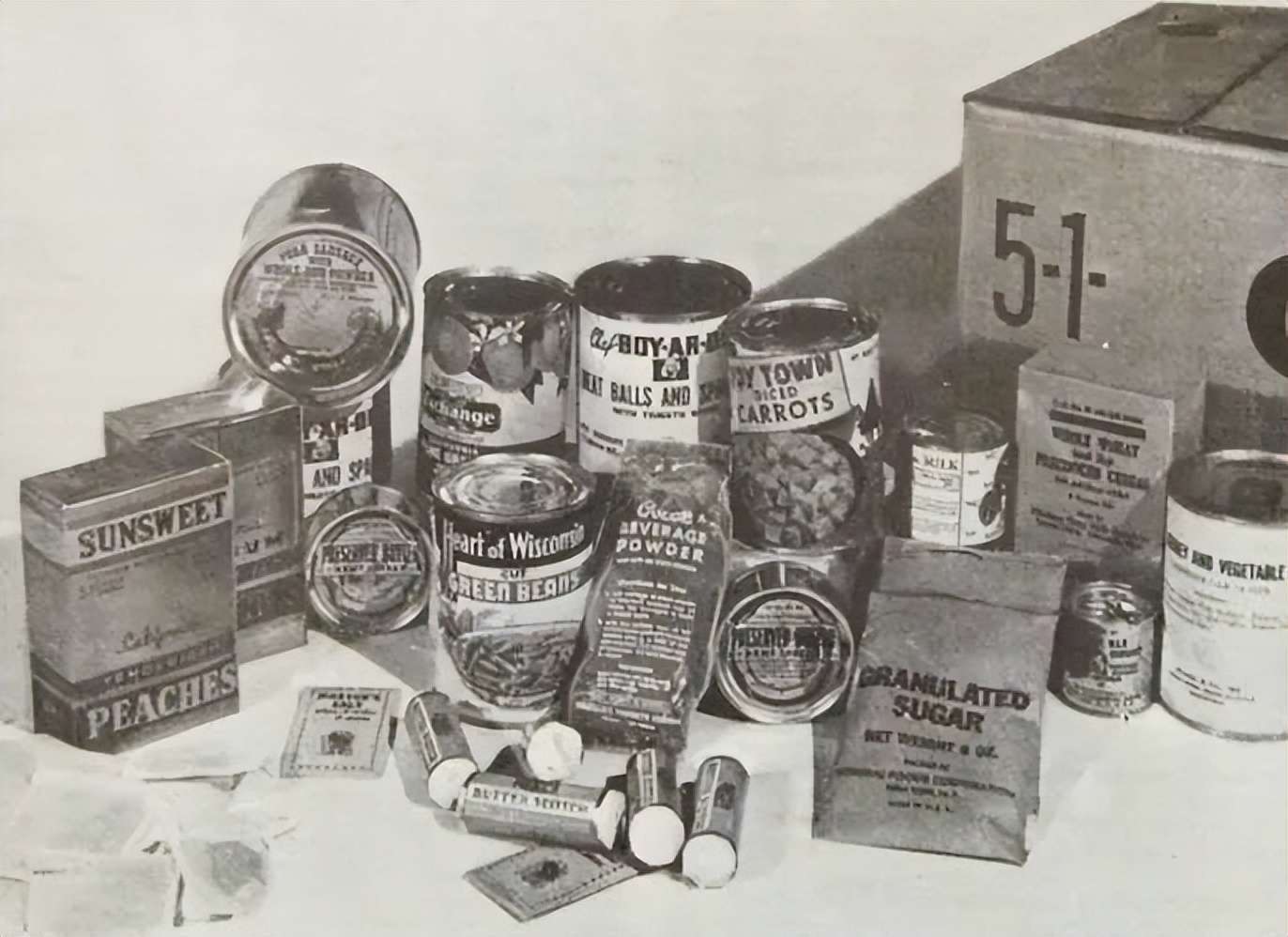 扔掉也不愿去吃午餐肉罐头吗二战中的美军大兵真的宁肯(图4)