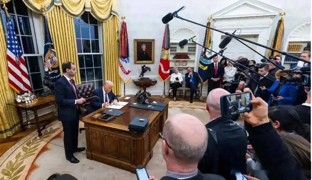 际组织原因是这些组织不再对美国有利华盛顿的政治火药味非常呛人撑死胆大的饿死胆小的白宫今天正式宣布美国一口气退出66个国(图2)